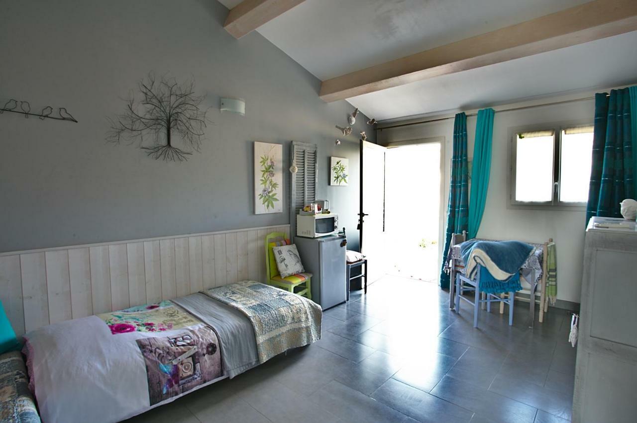 La Bastide Des Sources Bed and Breakfast Le Castellet  Eksteriør billede